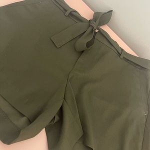 Banana Republic Green 4” Shorts